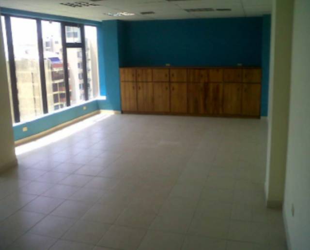 Oficina Disponible Edificio Fincar Sector Prado