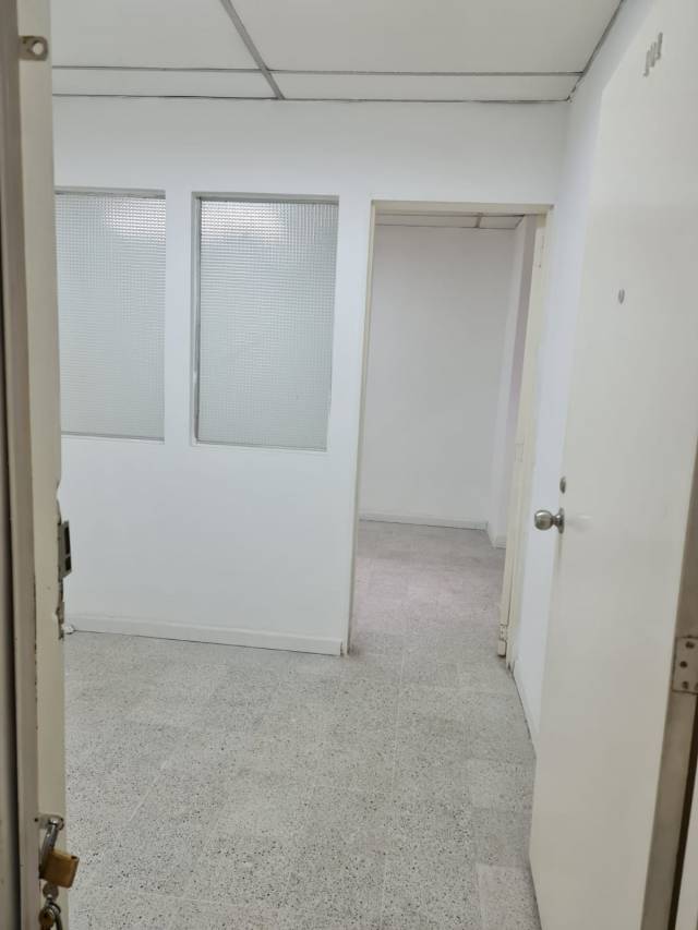 Venta de Oficina en Edificio La Palma en Belen