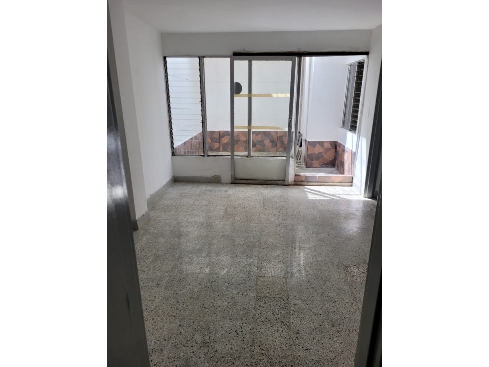 VENDO CASA EN MEDELLIN - VELODROMO