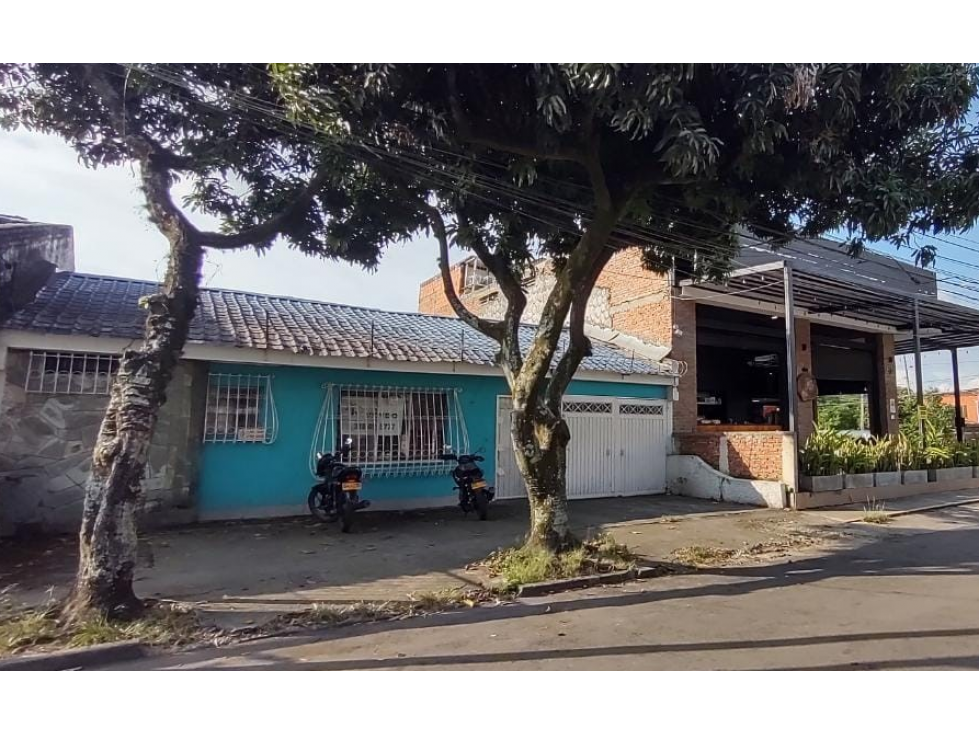 VENDO CASA EN EL NORTE DE CALI