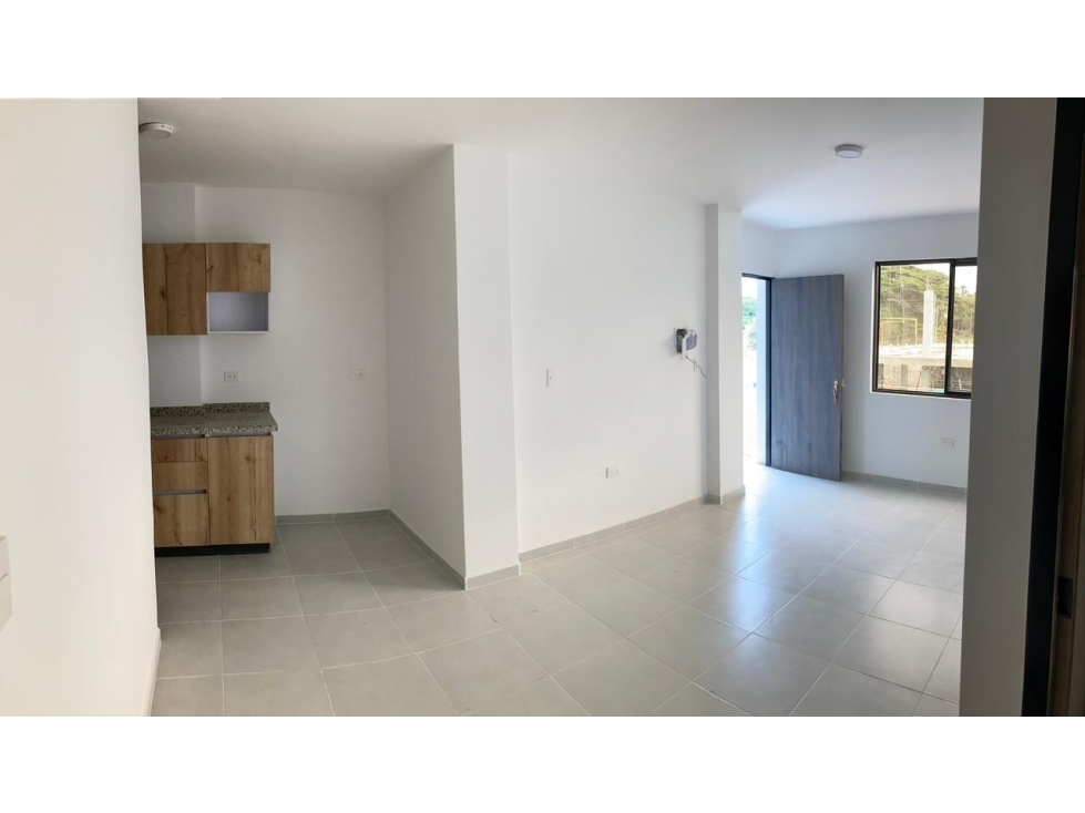 SE VENDE  APARTAMENTO EN EDIFICIO ALTAMIRA $198.000.000