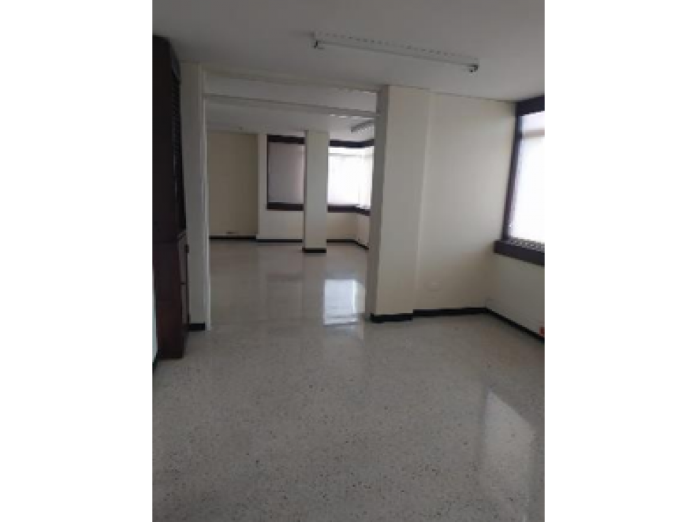 VENDE / ALQUILA EDIFICIO BARRIO NUEVO PALMIRA