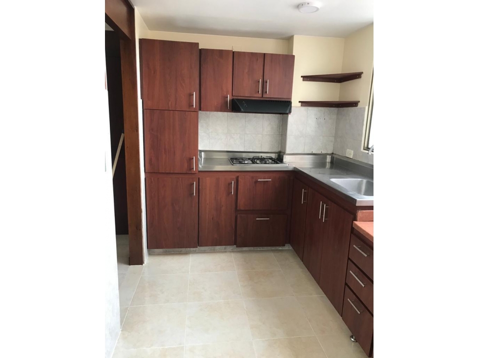 VENDO APARTAMENTO EN NIZA remodelar