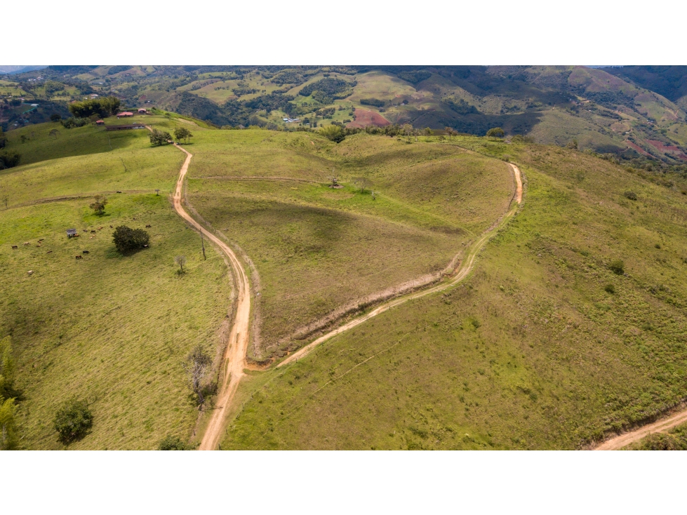 Venta Lote de 3626mts2 en La Cumbre, Valle del Cauca LB5-C-17