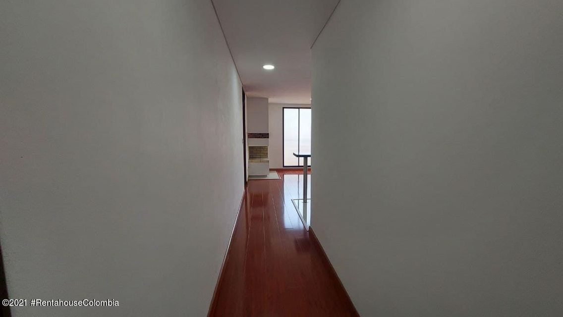 Apartamento en  Nuevo Country CO: 22-567