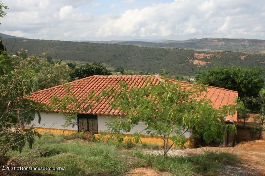 Casa en  Vereda Las Llanadas CO: 22-1093