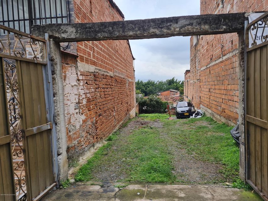 Lote en  Robledo(Medellin) COD: 22-733