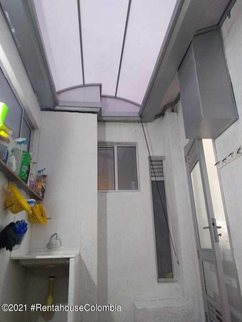 Vendo Apartamento en  Portales Del Norte C.O  23-656