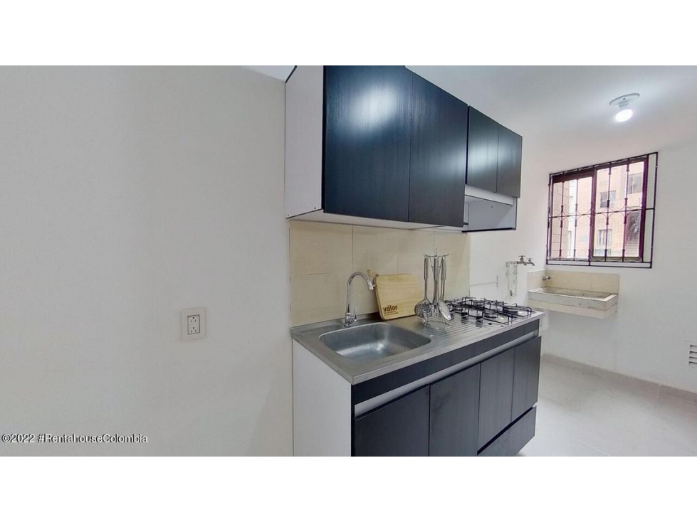 Apartamento en  Los Naranjos RAH CO: 23-280