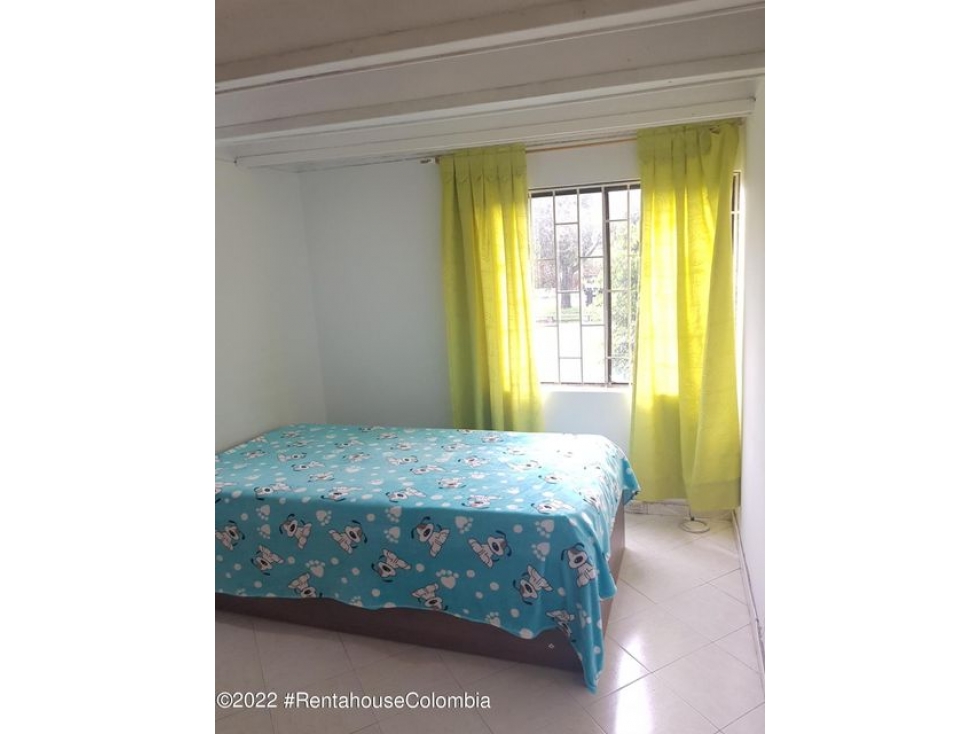 Apartamento en  Castilla(Bogota) RAH CO: 22-2433