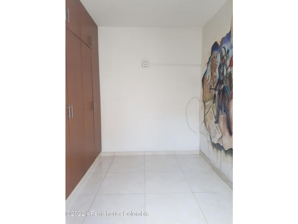 Apartamento en  Prados del Este RAH CO: 22-2509