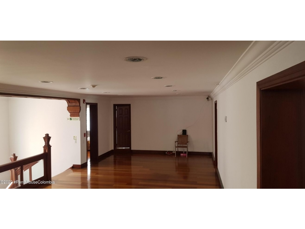 Comercial en  Quinta Camacho RAH CO: 22-2699