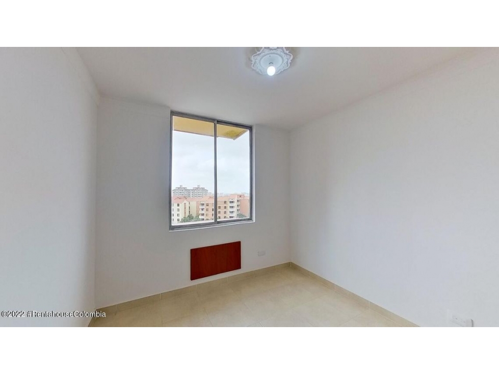 Apartamento en  Miramar RAH CO: 22-3291