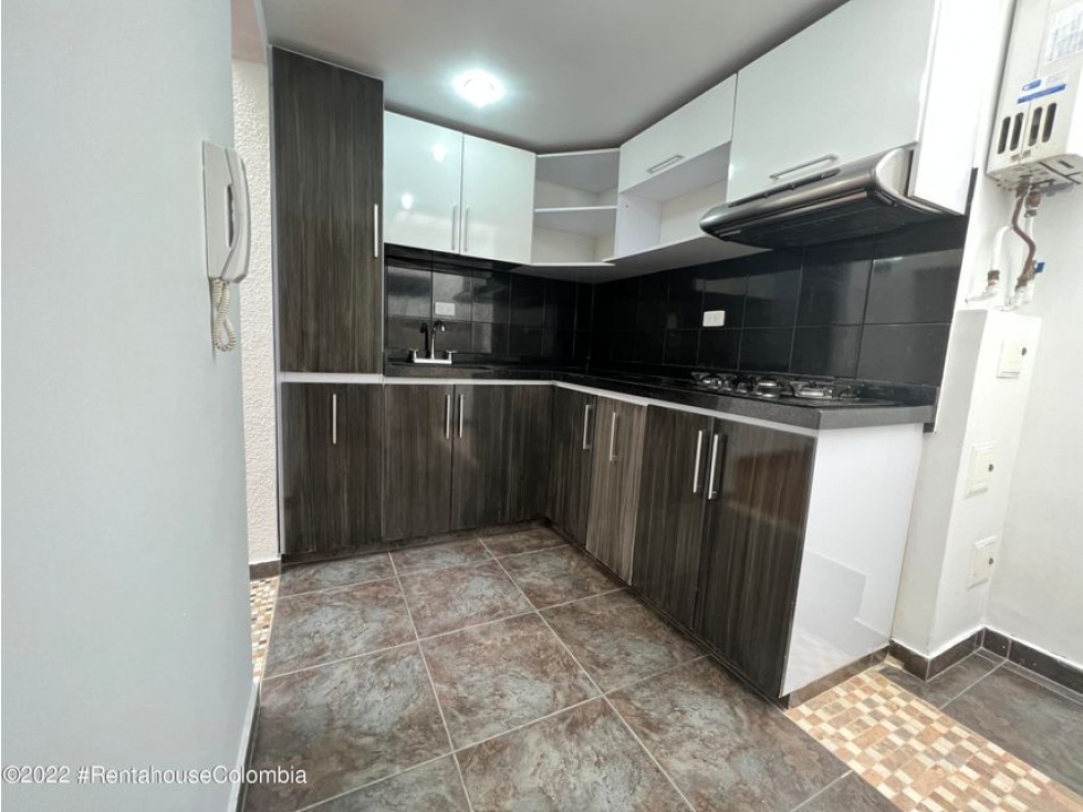 Casa en  Villa del Prado La Nueva RAH CO: 23-882