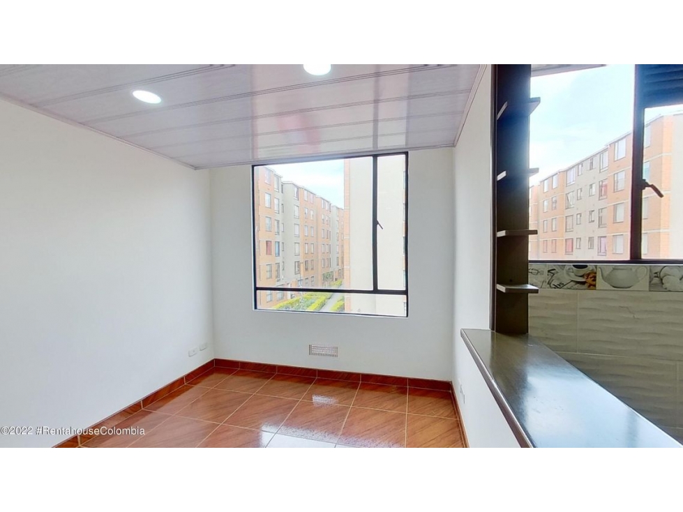 Apartamento en  Bosa(Bogota) RAH CO: 23-1178