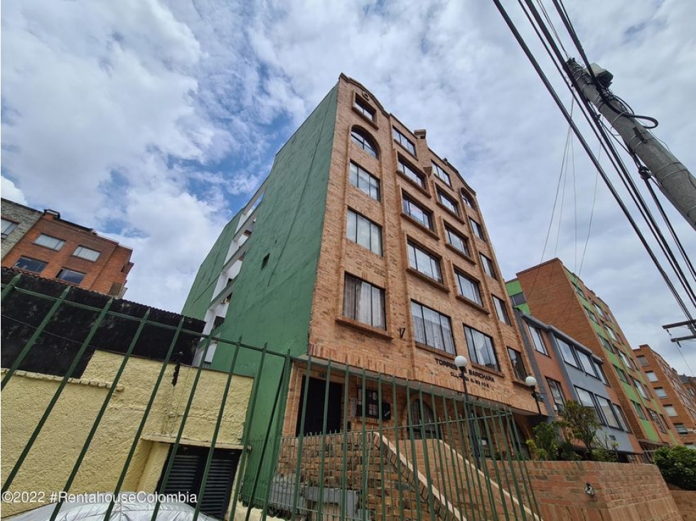 Vendo Apartamento en  Victoria Norte C.O 23-1175