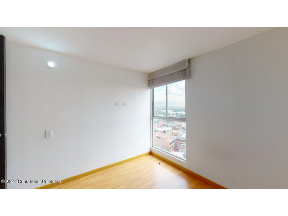 Apartamento en  Rincon de Suba RAH CO: 22-2894