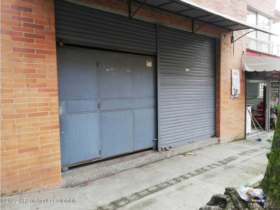 Comercial en  La Colinita(Medellin) RAH CO: 23-798