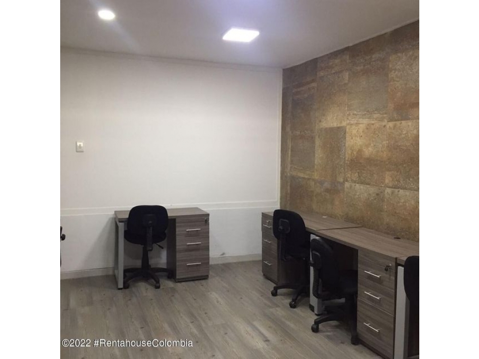 Comercial en  La Castellana(Bogota) RAH CO: 23-938