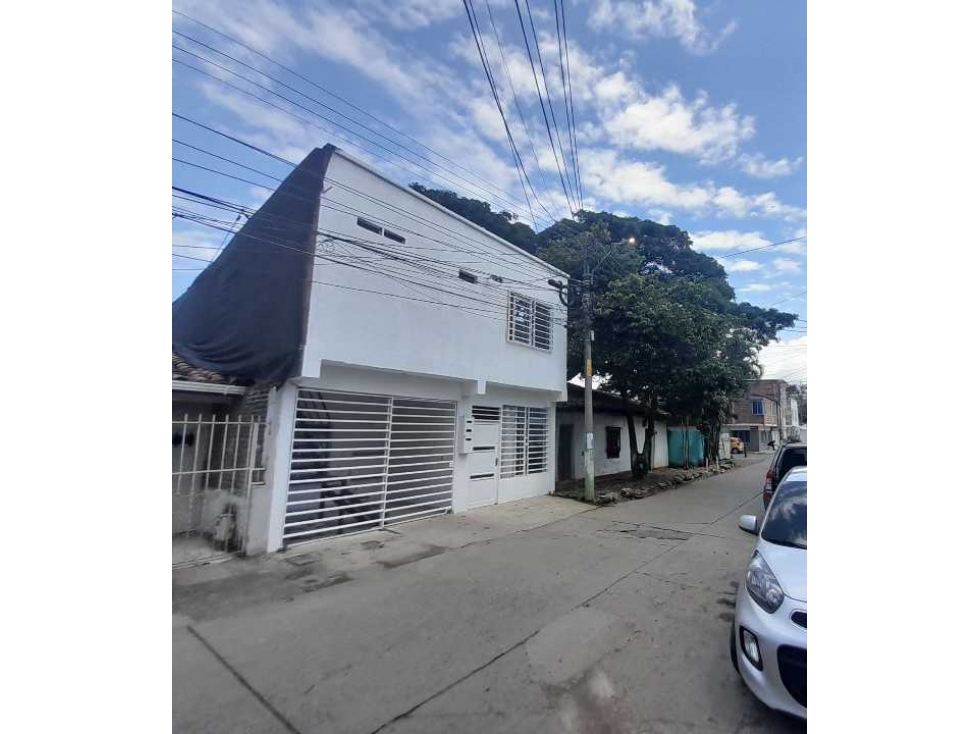 VENDO CASA MULTIFAMILIAR EN LA ESMERALDA (JAMUNDI) T.P