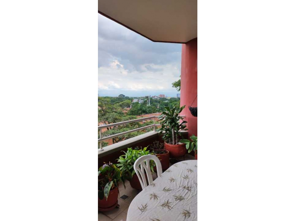 Vendo apartamento con vista panoramica en ciudad jardin