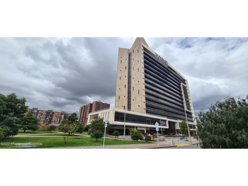 Comercial en  Pontevedra(Bogota) RAH CO: 24-611