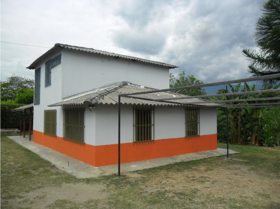 Casa campestre en venta - Quindio 3331