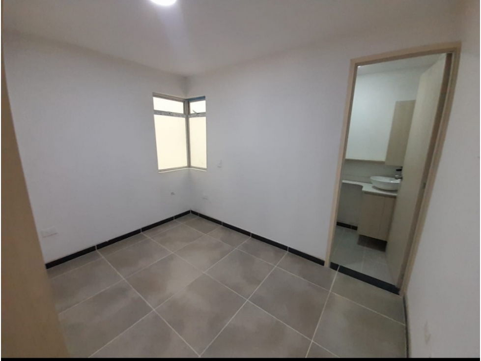 VENTA HERMOSO APARTAMENTO NUEVO SABANETA-ASDESILLAS EDIFICIO PH