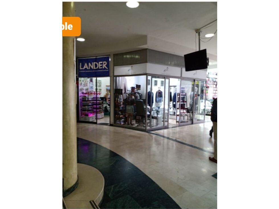 VENDO LOCAL COMERCIAL CHAPINERO EN CENTRO COMERCIAL