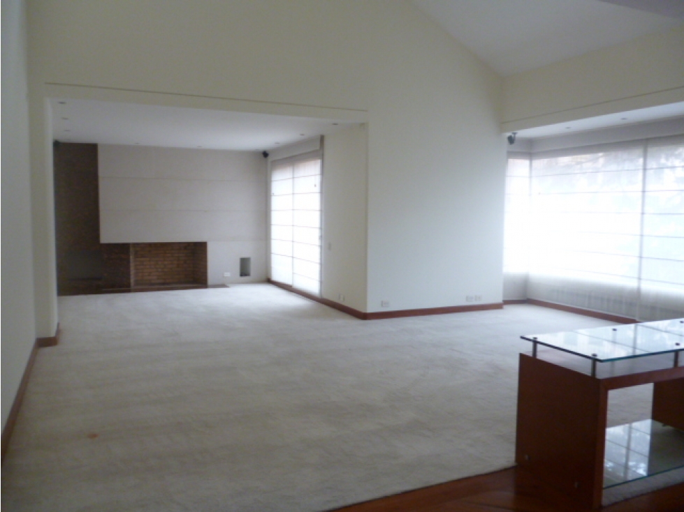 VENTA DE APARTAMENTO PH  EN BOSQUE MEDINA