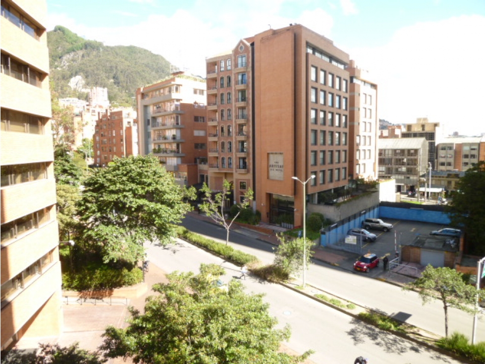 Arriendo Oficina Calle 72  Emaus Bogotá