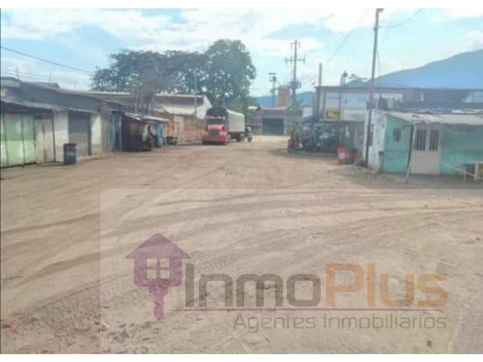 SE VENDE LOTE EN GIRON VIA CHIMITA