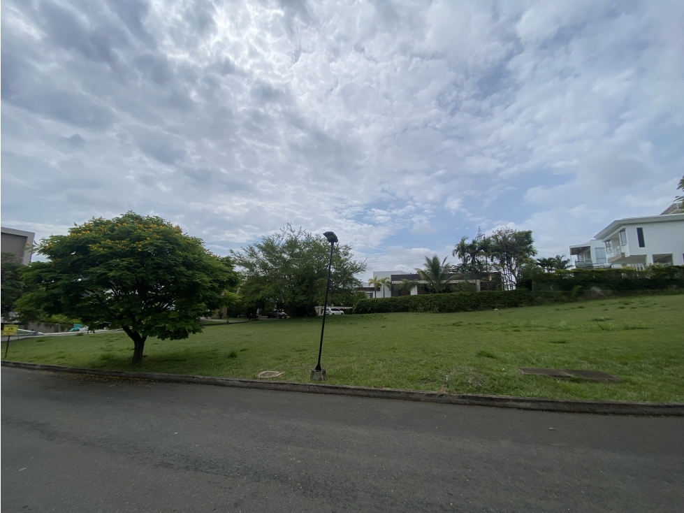 VENTA LOTE EN CONDOMINIO PANCE