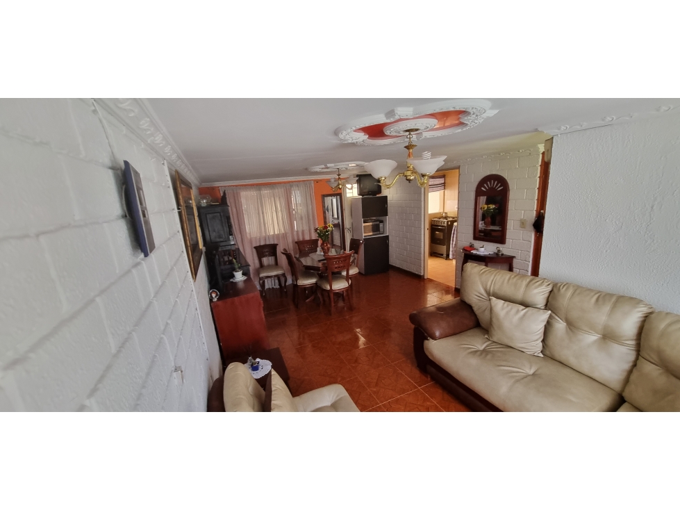 Vendo casa en Kennedy Central