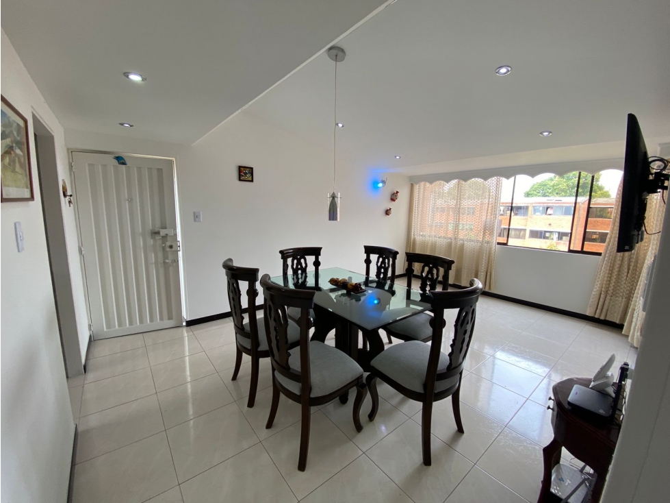 Vendo apartamento Banderas Kennedy