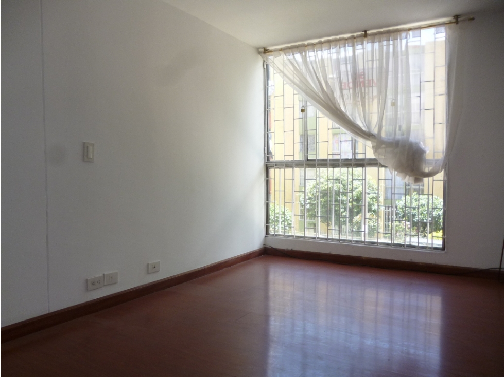 VIV-607 VENDO APARTAMENTO CONJUNTO SAN CARLOS