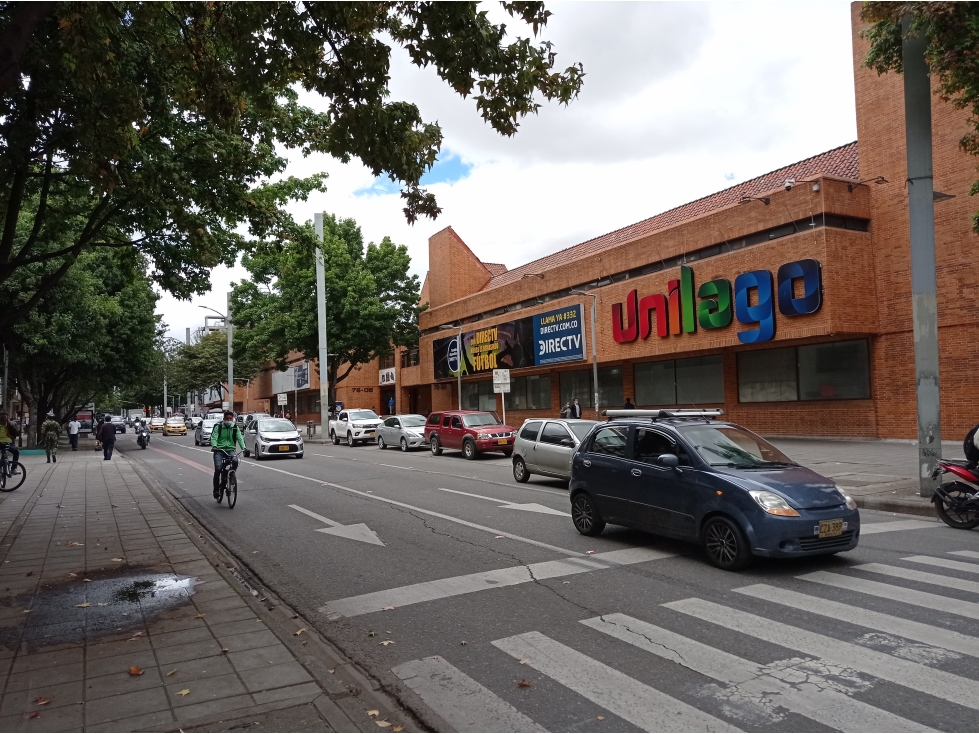 SE VENDE LOCAL COMERCIAL EN UNILAGO