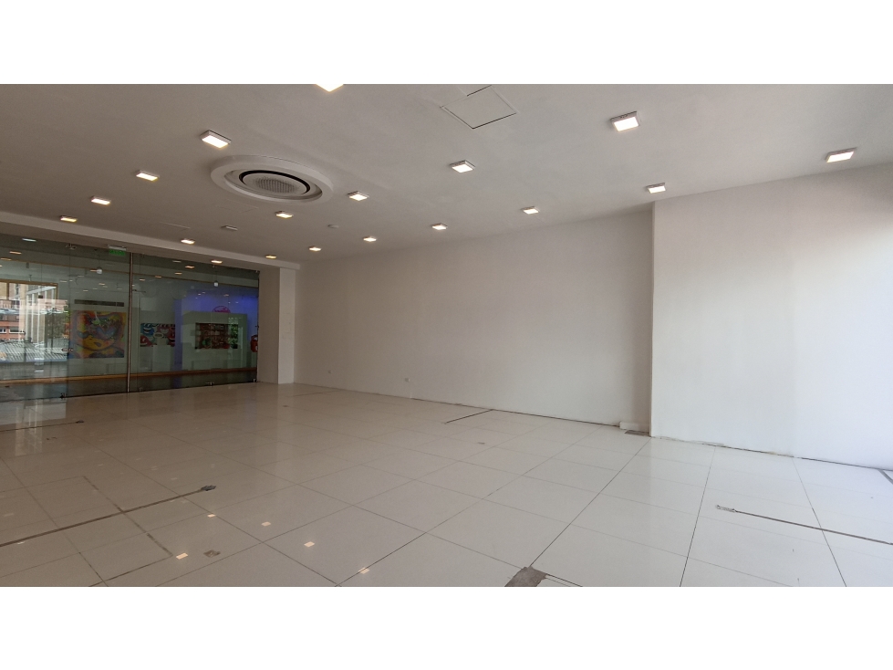 SE VENDE LOCAL CENTRO COMERCIAL EL RETIRO BOGOTA