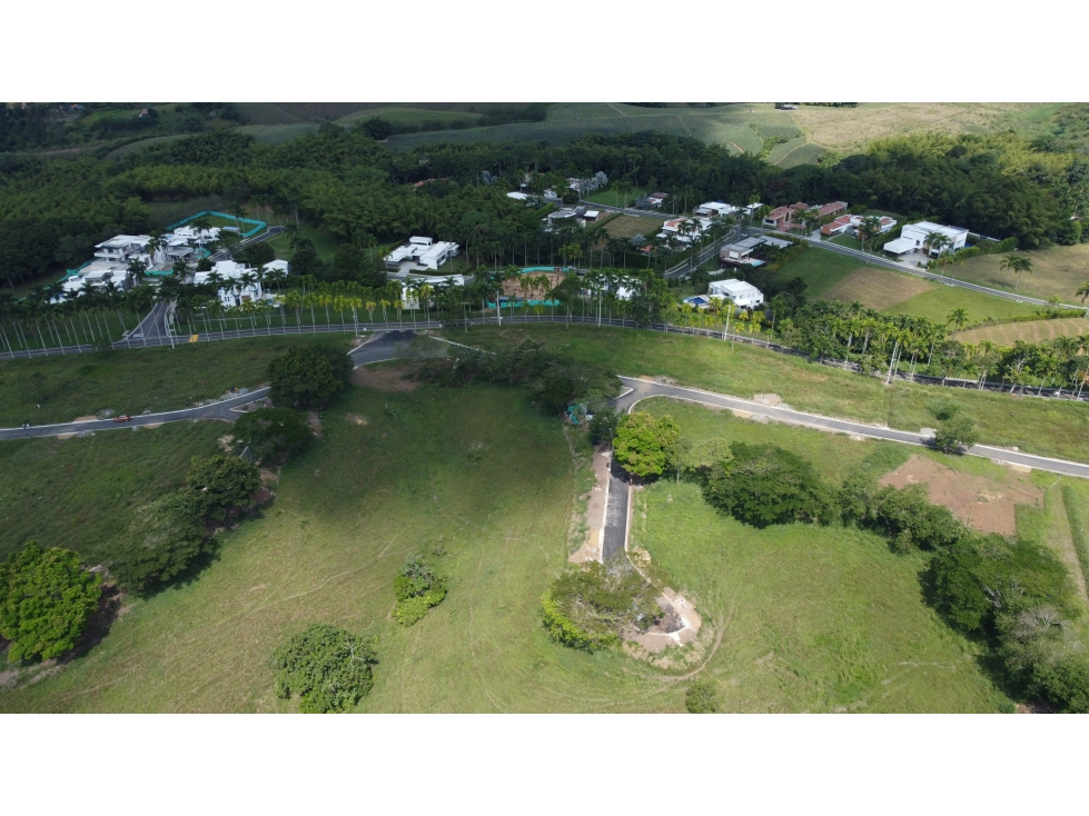 Lote de 1.810 m2 para venta en Maracay, Ciudad Campestre