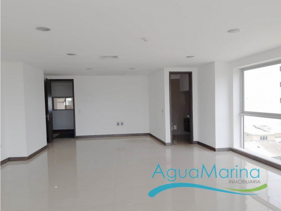 Oficina en arriendo en Bocagrande