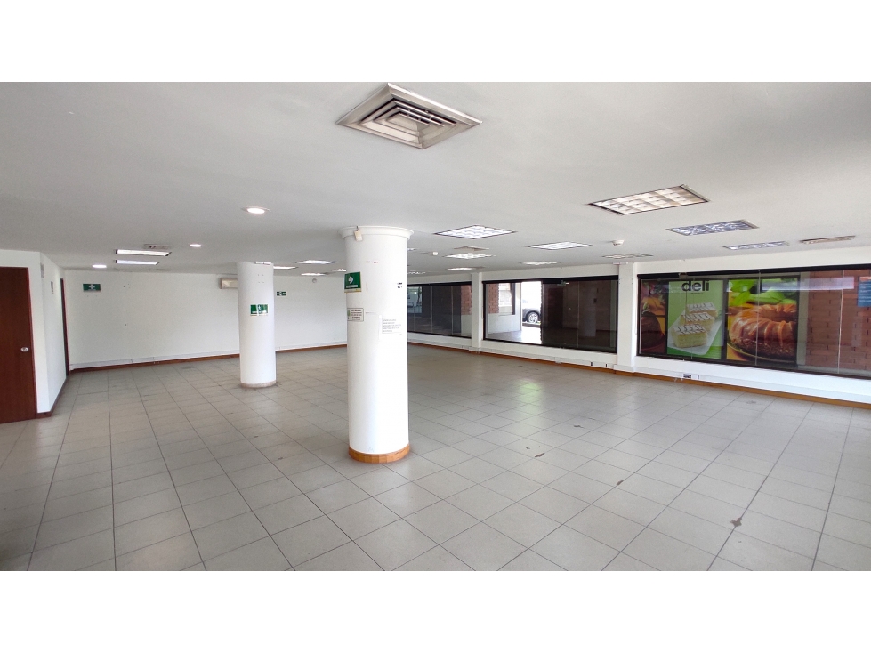 280 M2 En Av Poblado Local Arriendo