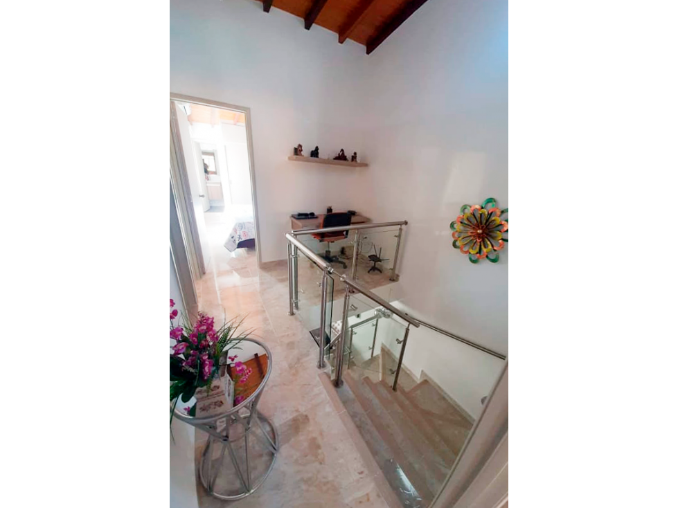 CASA EN VENTA EN PRADOS DE SANTA BARBARA LAGOS DEL CACIQUE BUCARAMANGA