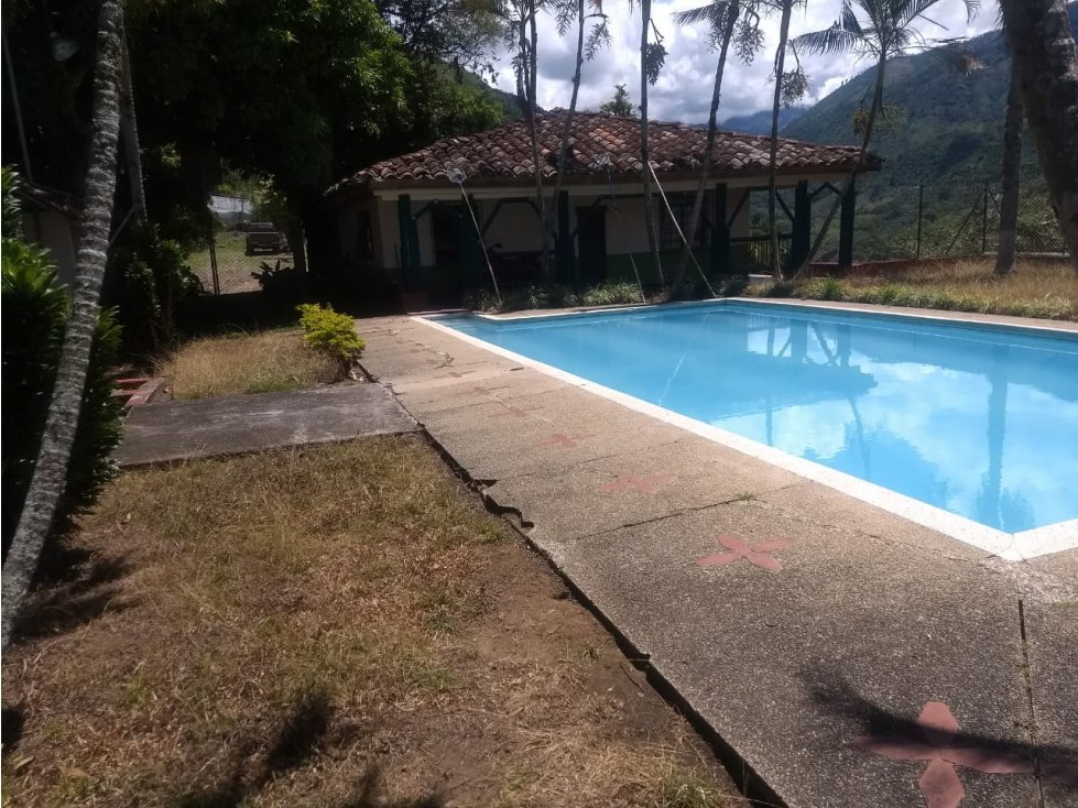 Se vende Finca Ganadera Barragán Quindío