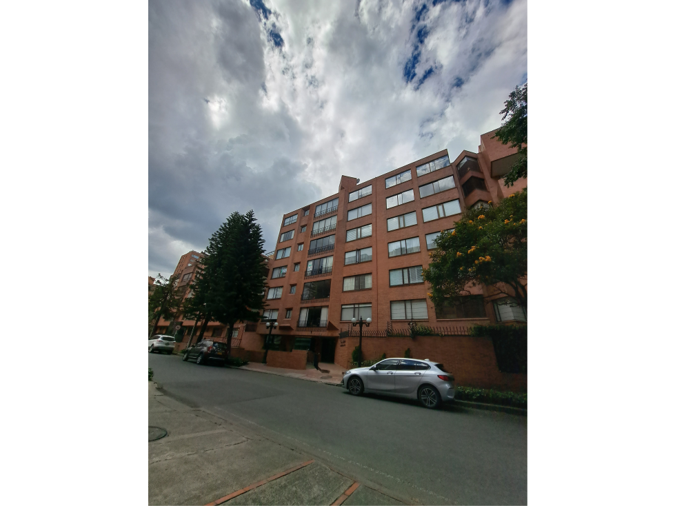 EN VENTA APARTAMENTO LA CAROLINA