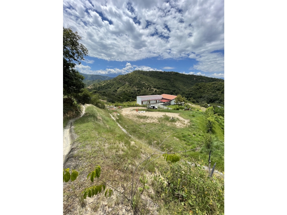 LOTE EN URBANIZACIÓN SAN JERÓNIMO - SOPETRÁN