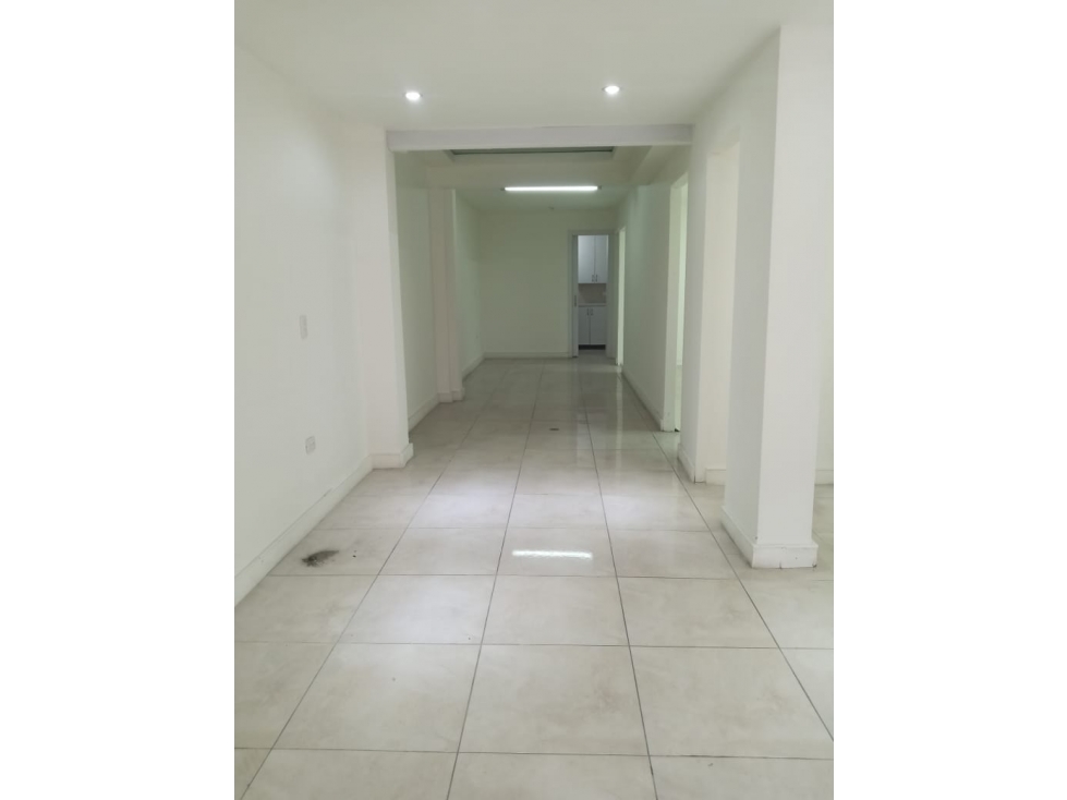 V42-1016 Espectacular LOCAL Comercial para Arrendo o Venta