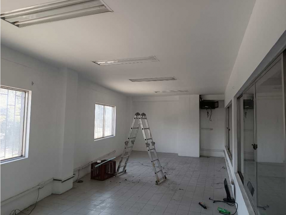 ARRIENDO BODEGA EN ZONA INDUSTRIAL ITAGUI