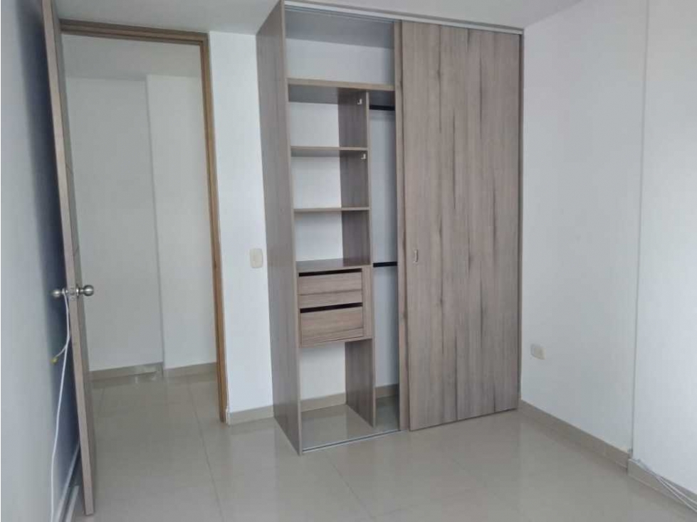 EN VENTA APARTAMENTO BARRIO ALARCÓN BUCARAMANGA 3 HABITACIONES