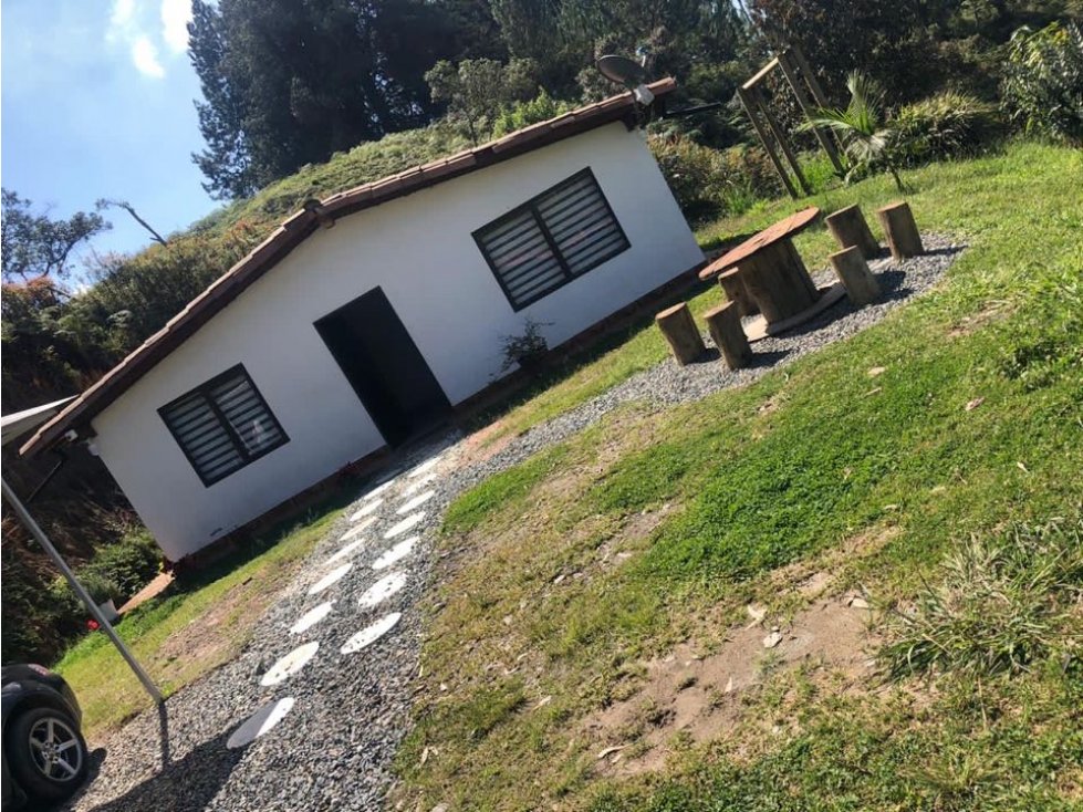 Finca de Oportunidad San Vicente, 4.5 kms autopista Medellín Bogotá