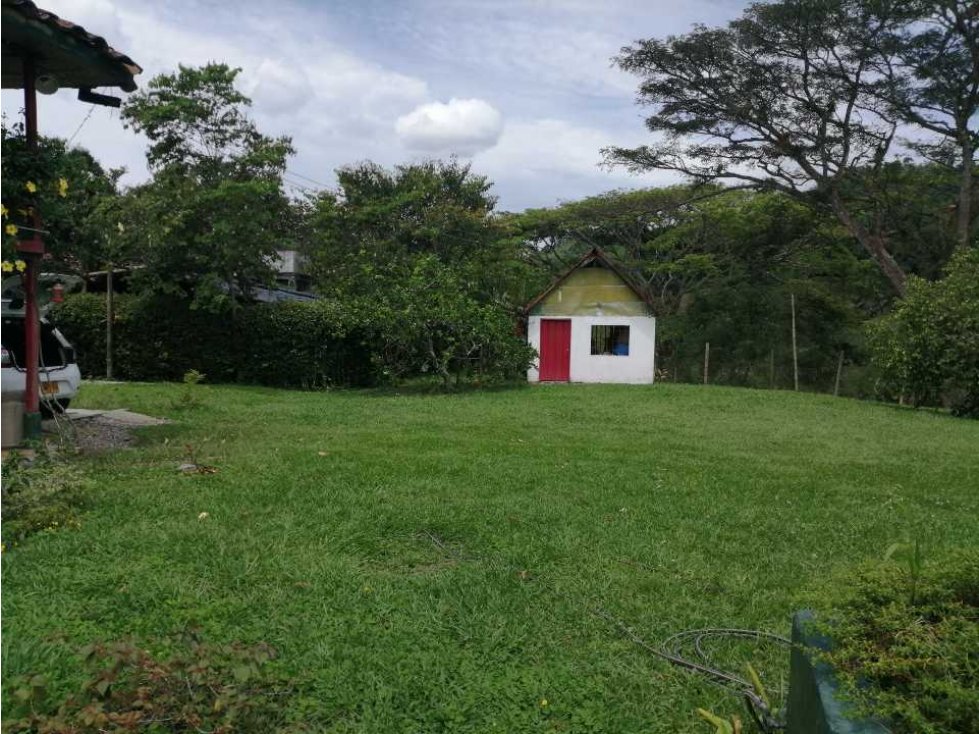 HACIENDA GANADERA EN QUIMBAYA